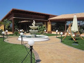 Villa Alisia Ponte Madonna 3*,